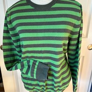 Green and Grey Striped Soft Crewneck Old Navy Sweater. Sz Medium.